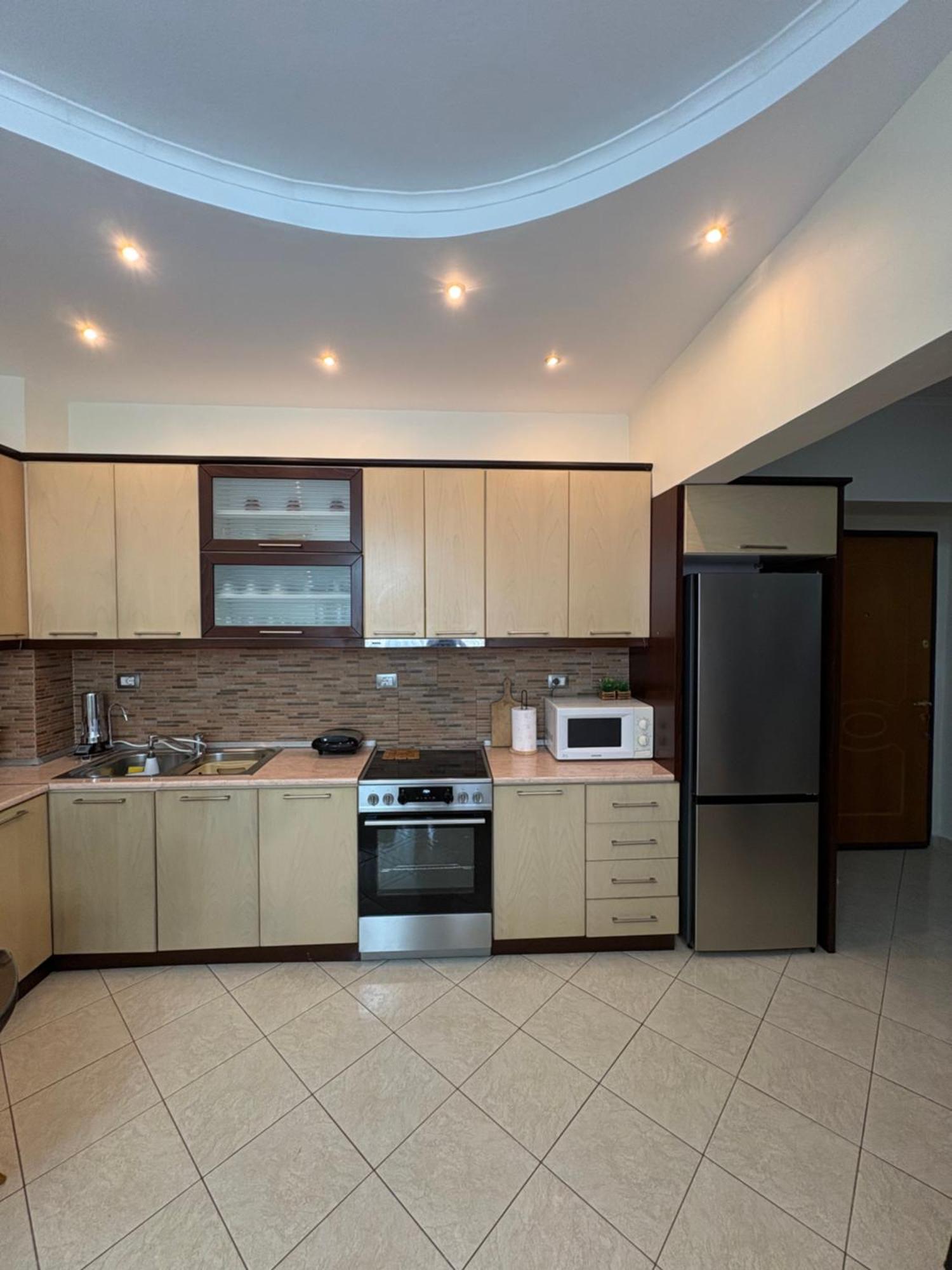 Sofia'S Modern Apartment Gjirokastra Zewnętrze zdjęcie